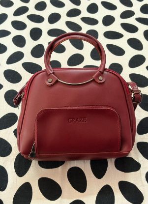 Picture of Craze Messenger Bag
